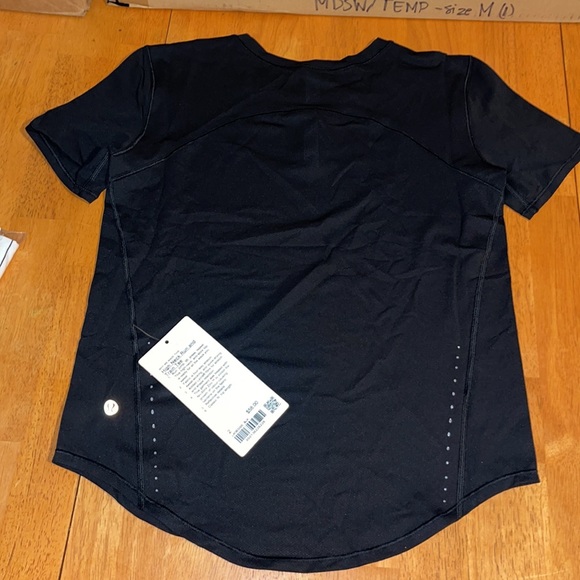 Lululemon High Neck Run and Train Tee - Picture 2 of 3